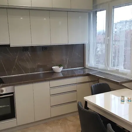 Apartment Stylish Flat - Vitosha Blvd And South Park Sofia