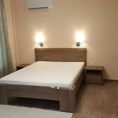 Stylish Flat - Vitosha Blvd And South Park Apartment Sofia